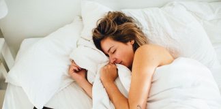 5 aplicatii care va monitorizeaza calitatea somnului