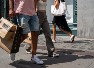 Americanii nu vor innebuni cu cadourile de sarbatori din cauza inflatiei