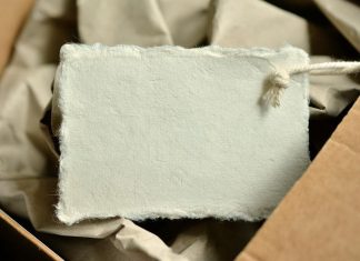 Eticheta, elementul de baza a unui produs