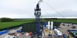 Guvernul Truss neaga ca a abandonat obiectivele climatice, in ciuda planului de legalizare a energiei regenerabile