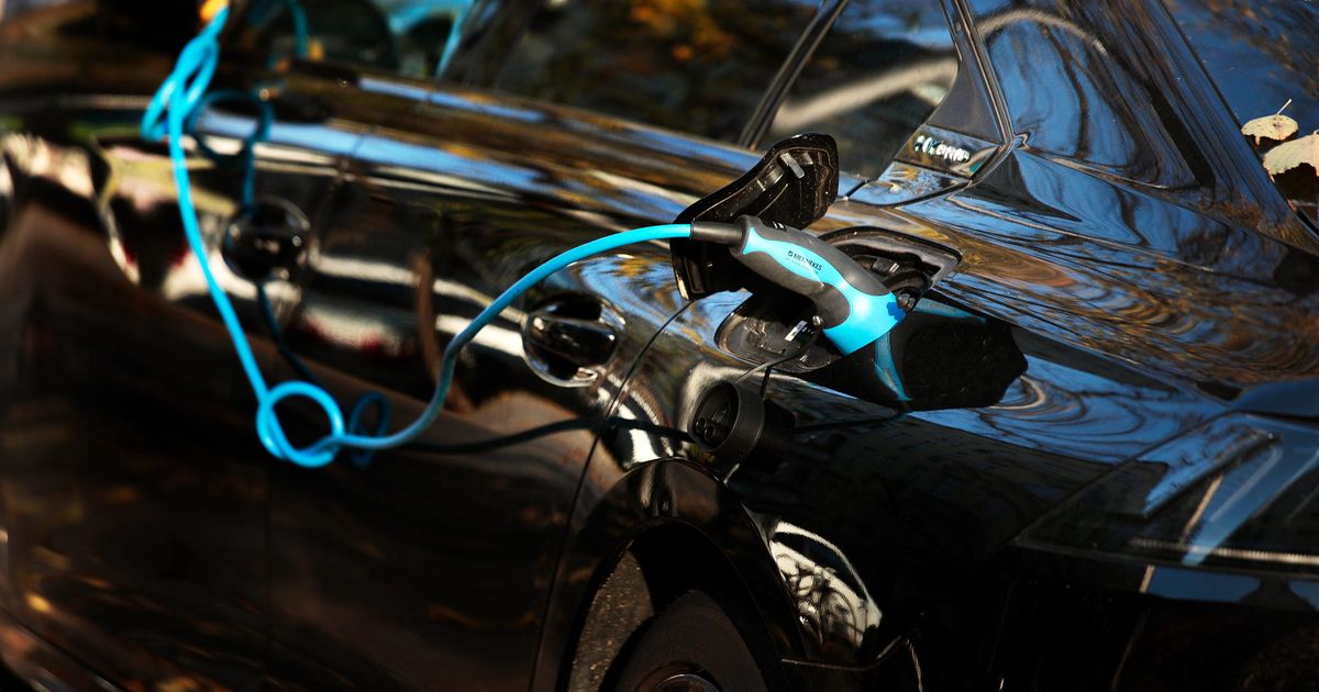 Masinile electrice reaprind razboiul comercial transatlantic