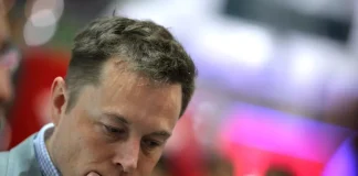 Avalansa de controverse starnite de un anunt postat de Elon Musk privind viitorul Tesla