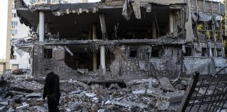 Pe masura ce Ucraina impinge ofensiva din sud, loveste si Rusia in nord-est