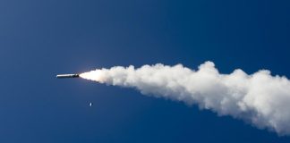 Rachetele rusesti bombardeaza orasele din Ucraina, lovind infrastructura de energie si apa