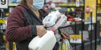 Afla cum sa-ti gestionezi banii in 2023 pentru a lupta impotriva inflatiei si a preturilor ridicate