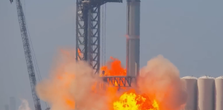 Amplificatorul navei spatiale SpaceX a luat foc pe platforma de lansare