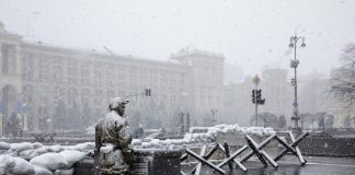 Atacurile rusesti asupra retelei electrice a Ucrainei continua pe masura ce iarna se apropie