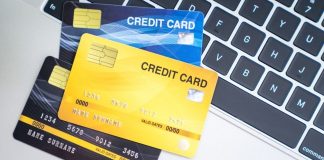 Iata de ce ar trebui sa aveti mai multe carduri de credit