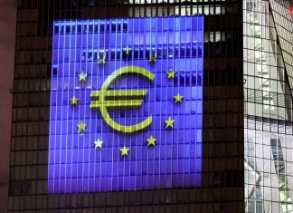 Inflatia atinge un nou record in Europa, incetinind economia