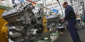 Parlamentarii UE au decis: din 2035 se va face trecerea la automobile cu emisii zero