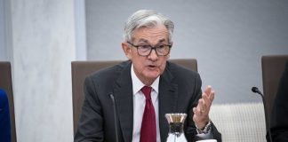 Powell se confrunta din nou cu presiuni politice, in timp ce grijile cresc cu privire la economie