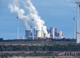 Razboiul din Ucraina ar putea sa accelereze tranzitia spre energia curata