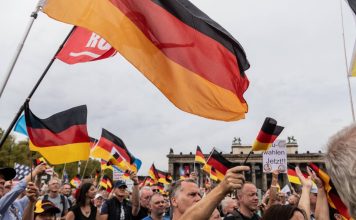 Alegerile de stat dau un impuls extremei drepte a Germaniei