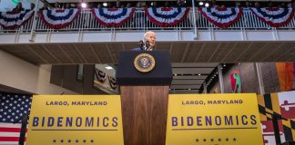 Biden ii acuza pe republicani de subcotarea americanilor din clasa muncitoare