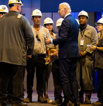 Casa Alba respinge degradarea creditului Fitch, protejandu-l pe Biden