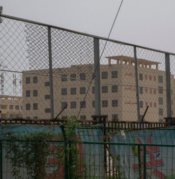 Congresul atrage atentia asupra preocuparilor “serioase” legate de munca fortata pe site-urile de cumparaturi din China