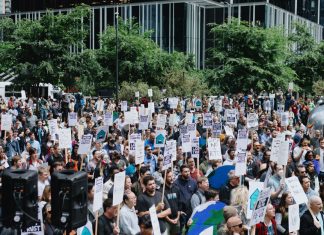 Cum a conectat munca la distanta angajatii care castiga 19 dolari pe ora si 80.000 de dolari pe an