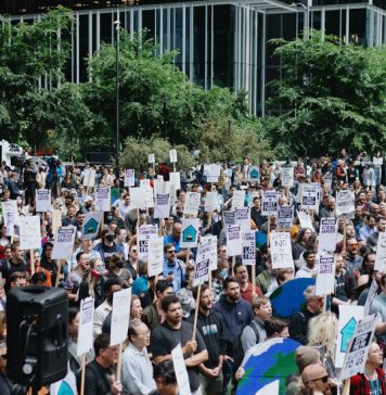 Cum a conectat munca la distanta angajatii care castiga 19 dolari pe ora si 80.000 de dolari pe an