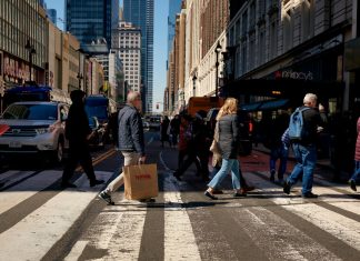 Este putin probabil ca inchiderea guvernului american sa provoace o recesiune imediata