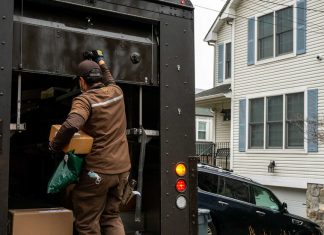 Greva UPS care se profileaza determina unele companii sa regandeasca lanturile de aprovizionare