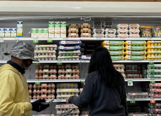 Inflatia a scazut, dar economistii sunt inca ingrijorati