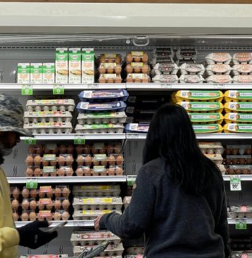 Inflatia a scazut, dar economistii sunt inca ingrijorati