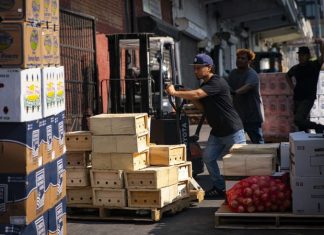 Inflatia angro din SUA s-a incalzit luna trecuta pe fondul cresterii preturilor la gaze