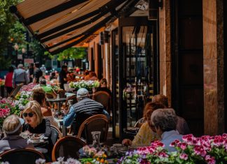 Inflatia si cheltuielile s-au racit in mai, o veste buna pentru Fed