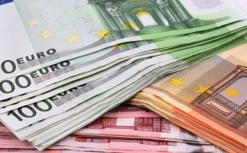 Investitii in structurile de afaceri: putine puncte luminoase apar intr-o perspectiva generala slaba