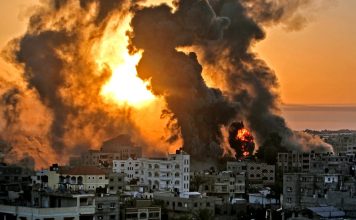 Israelul se zguduie in timp ce Hamas lanseaza o ofensiva spectaculoasa si sangeroasa