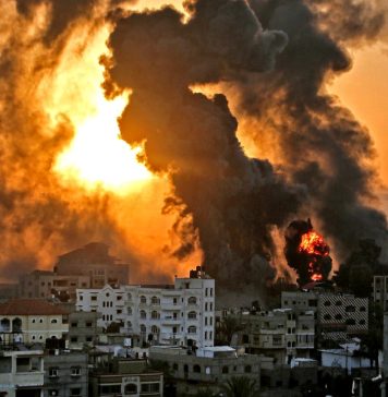 Israelul se zguduie in timp ce Hamas lanseaza o ofensiva spectaculoasa si sangeroasa