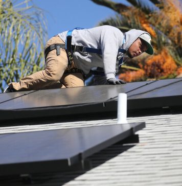 Legea climatica a lui Biden modifica investitiile private in Statele Unite