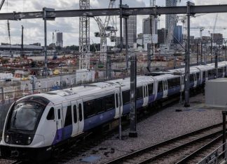 Marea Britanie face reduceri drastice in privinta proiectului feroviar gigant HS2