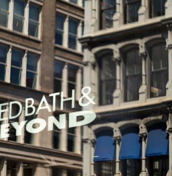 Overstock vede un viitor in a se autointitula Bed Bath & Beyond