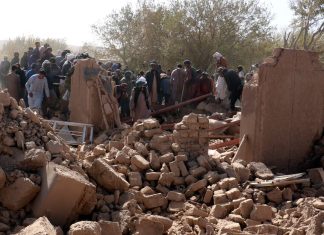 Sate intregi distruse in timp ce numarul mortilor creste din cauza cutremurelor din Afganistan