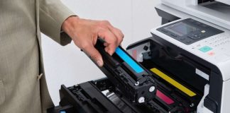 S-a terminat cartusul de imprimanta. Cumperi unul nou sau il reincarci?