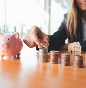 7 greseli esentiale de bani pe care oamenii le fac la 40 de ani