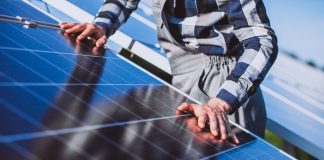Cum alegi firma de panouri fotovoltaice potrivita?