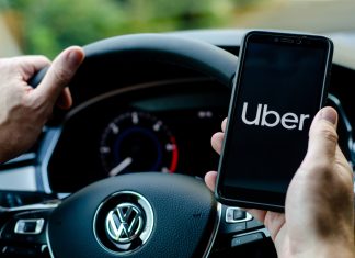 Cum procedezi dacă ai fost taxat incorect pentru o cursă Uber?