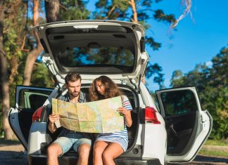 Cum să-ți pregătești mașina pentru vacanță. Un checklist complet