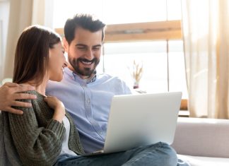 Sfaturi pentru o experiență autentică în cazinourile live online